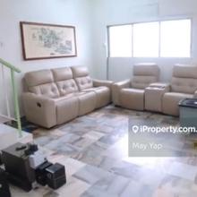 2.5 sty house Fire Sale