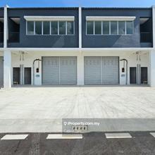 Stellar Park @ Vervocity 1.5 Storey Terrace Factory 24x118