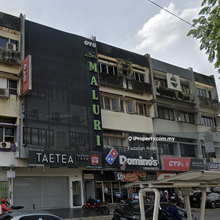 4 storey shoplot facing main road