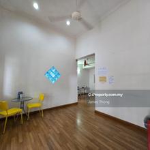 Usj 11 1.5 storey house for sales