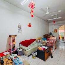 Fully furnish unit