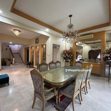 2 Storey Corner Freehold Bungalow with Huge Land for Sale !