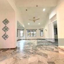 1.5 Storey Corner House, 3001sf, Renovated & Extended