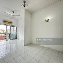 Selayang Court