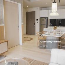 Ready Move In,Walk to Shop & Mall, Reno & Furnished, Beside UPM