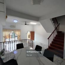 Freehold Terrace house for rent