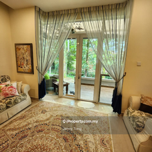 Facing river and green walking distance to clubhouse 