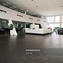 4 storey showroom corner face LDP h/way @ sungai penchala ttdi kl 
