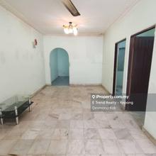 Terrace house for Sale