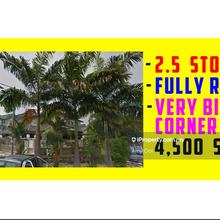 Rare corner lot for sale , fully renovated and aprox 4,500 sf land