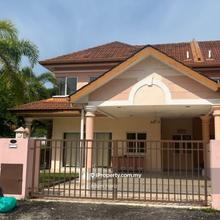 Guard and Gated Semi D House For Rent