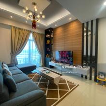 Cozy decorated well maintained unit in a residential neighbourhood