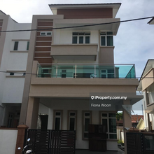 Semi-D house for Sale