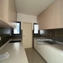 Pv13 partial furnished 2 carparks