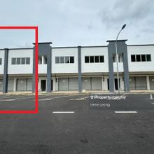 Intermediate & Double Storey Shop lot Behind Tmg Supermarket Raub 