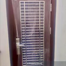 Office with ceiling and light & easy to access to Kesas KL