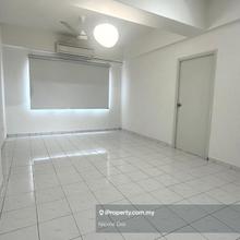 Sri Petaling Endah Ria Condo 3 Bedroom 1 Car Park for Rent Rm1500