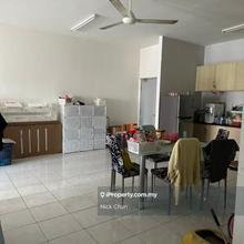 Modern 3-Bedroom Home with Ample Parking and Comfort Amenities