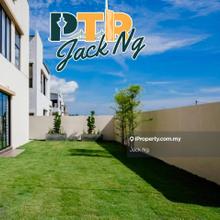 Taman L.A Casa Lunas (1.5 Storey Corner Bungalow) Empty House for Rent