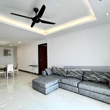 Just Listed! Unit is in move in condition with fully furnished