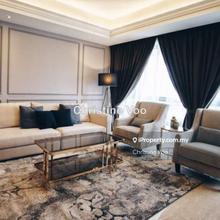 Luxury, Transportation Hub,Well renovated, Freehold, Ready to move in