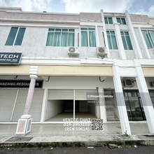 Ground Floor Shoplot For Rent 