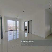 Sri Petaling View 3r3b with 2 Carparks for Sale