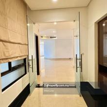 Cheap spacious 4 bedroom with immediate return. 