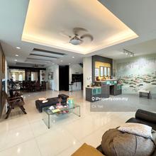 2.5 Storey Semi D,Zone P (With Huge Land)(Bungalow Size)