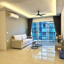 Quaywest Residence For Rent !!