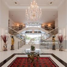 3 Storey Bungalow with Pool, Gymnasium and Tennis Court