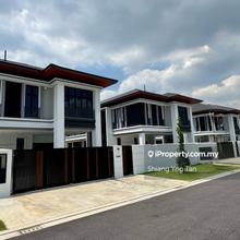 Nice location with best amenities, facilities & accessibilities 