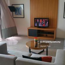 Balcony with unblocked view, 1 carpark, walking distance to KLCC