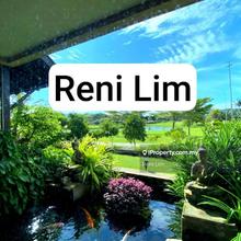 2.5 Storey Bungalow, Golf Course View, Spacious Car Park & Garden