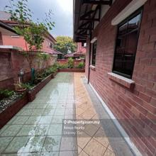 Semi-D house for Sale