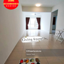 I-Santorini 850sf Low Floor Located in Tanjong Tokong, Straits Quay