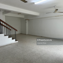 2 storey terrace house in Tsman Seputeh