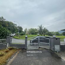 Facing Park, Corner unit