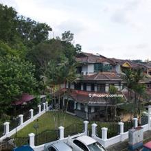 Exclusive corner lot with huge land, well renovated and furnished!