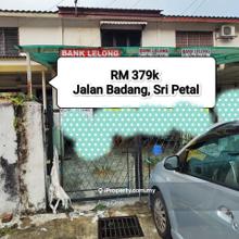 2 storey house at Taman Castlefield for auction: