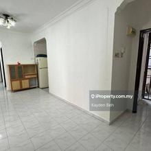 Bandar Putra (IOI) Sri Putra Apartment 3bed 2bath 885sqft For Sales