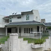 Corner Unit, Big Land For Sale