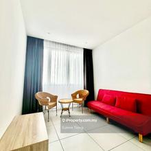 Royal Richmond Gold Condominium 