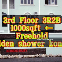 Golden showers Freehold 3room 2bath , kota laksamana  Klebang Melaka V