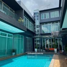 Impian Heights , bungalow with swimming pool 