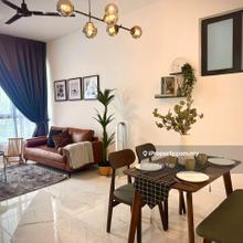 ID Renovated Unit, High Floor unit