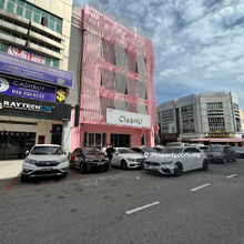 Facing main road & LDP highway, next to IOI Mall, high  exposure