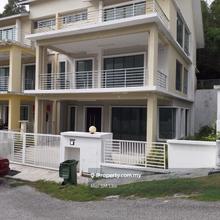 Bandar Mahkota Cheras Mahkota Hills 4,450 sf 2.5 Storey Semi-D