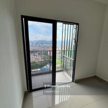 Kepong M luna Condominium Come With Kitchen Cabinet Aircon Fan Light