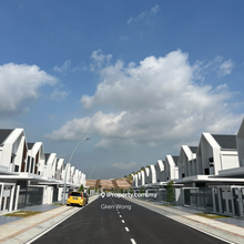 The Eighth Elmina West New Semi D
